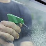 Cara Membersihkan Jamur Kaca Mobil yang Membandel: Panduan Lengkap untuk Visibilitas Optimal