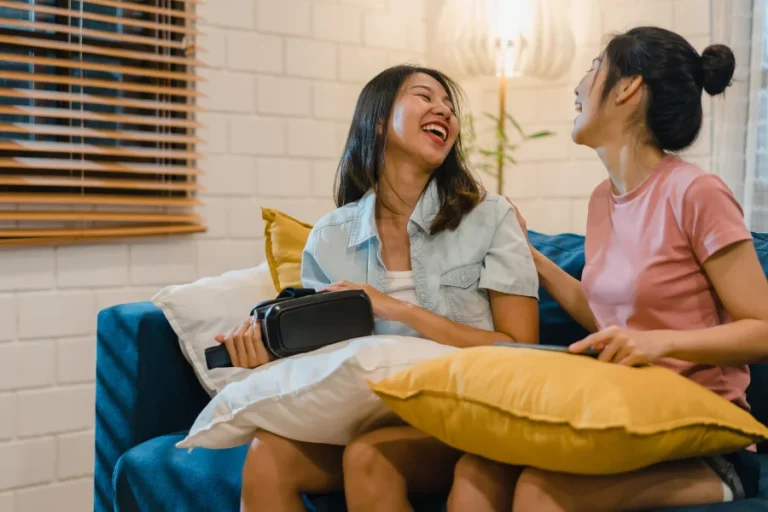 Cara Mencari Teman Baru di Hostel: Panduan Lengkap untuk Petualang Sosial