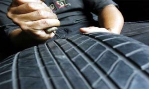 Tips Merawat Ban Mobil Agar Tidak Cepat Gundul: Panduan Lengkap untuk Keamanan dan Efisiensi